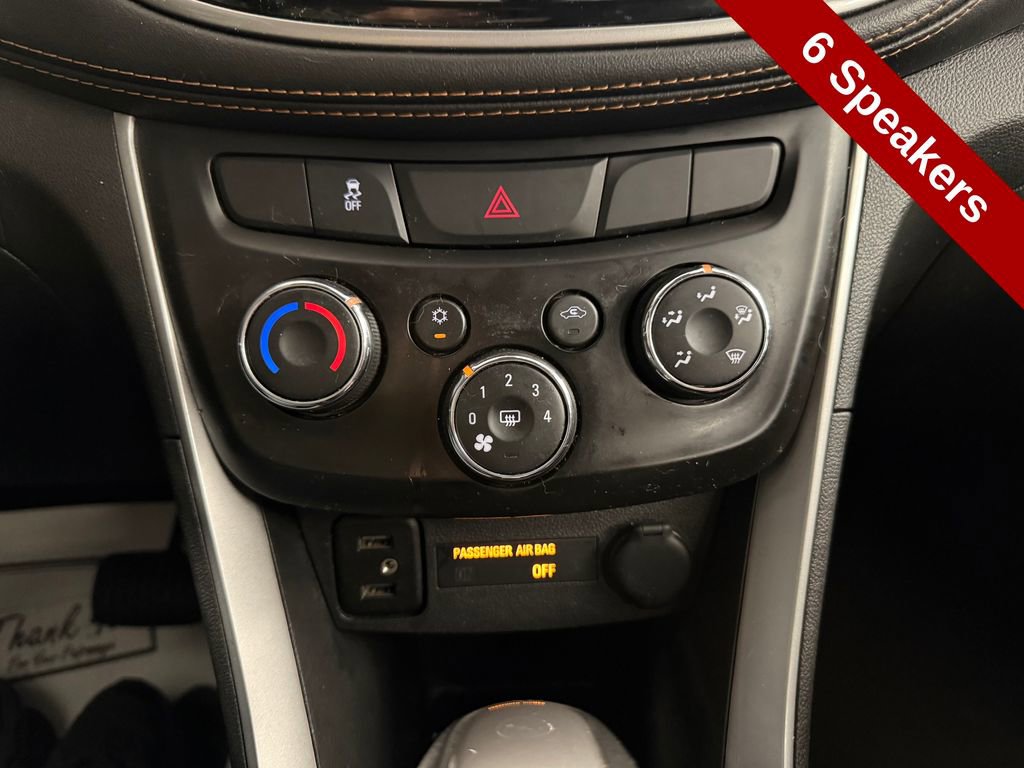 Used 2021 Chevrolet Trax LT w/ LT Convenience Package image 26