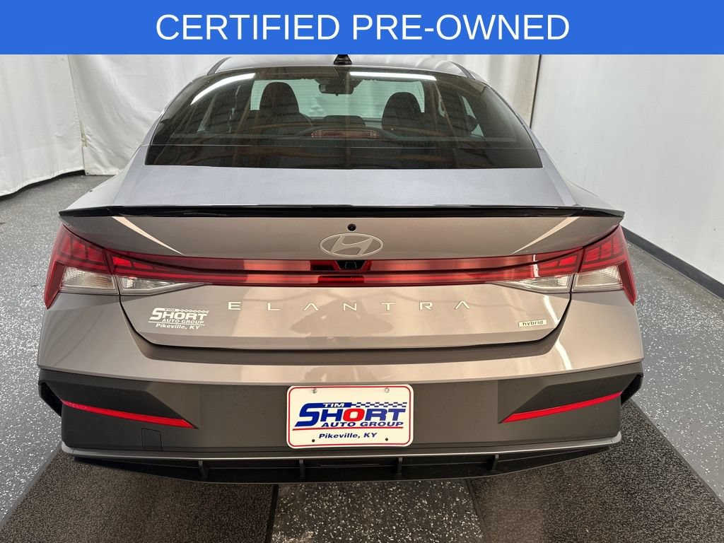 Used 2025 Hyundai Elantra SEL FWD image 5