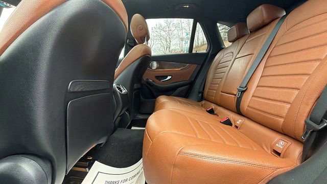 Used 2019 Mercedes-Benz GLC 350e 4MATIC image 19