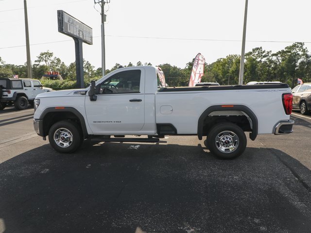 Used 2024 GMC Sierra 2500 Pro w/ Convenience Package image 5