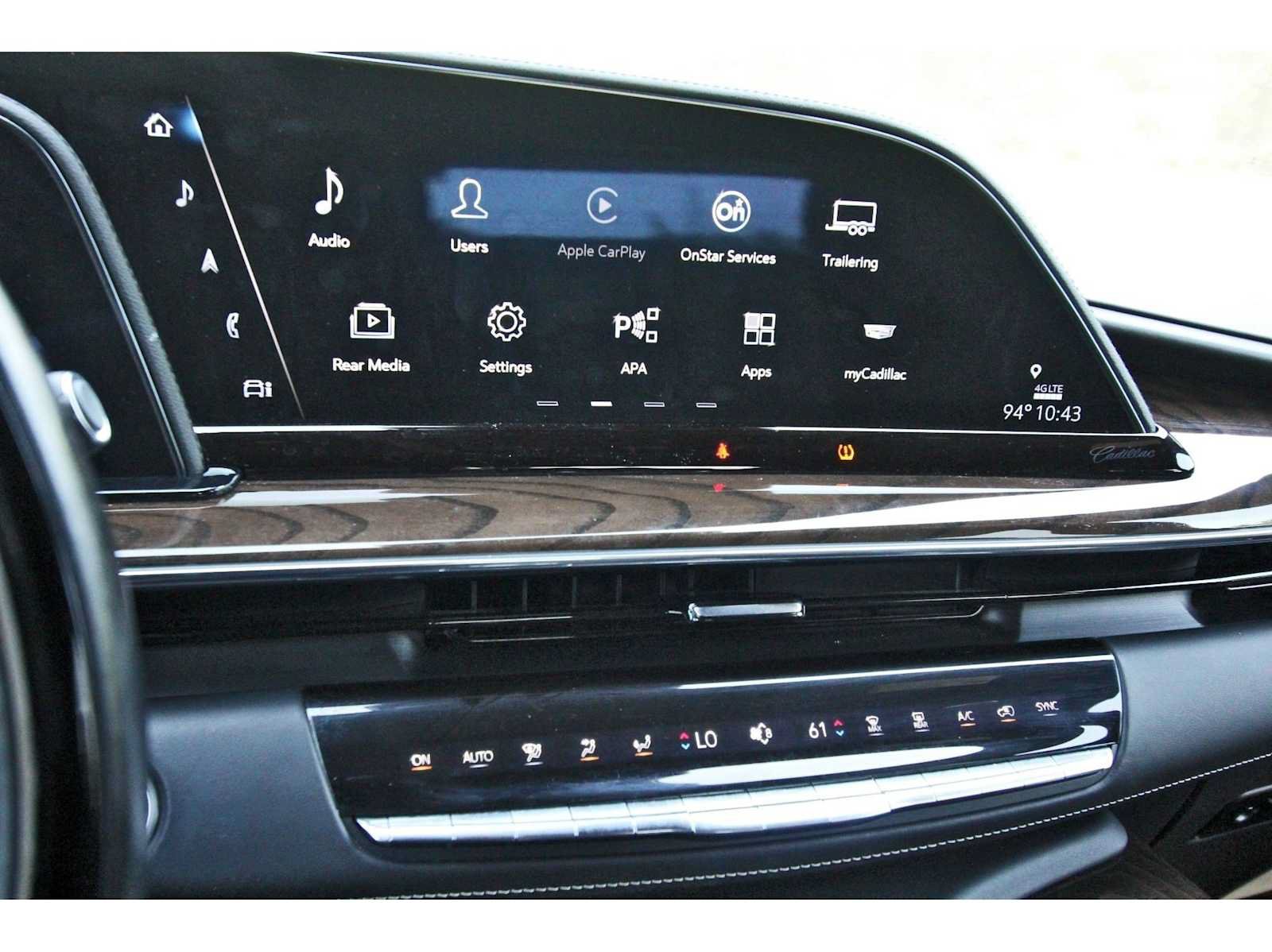 Used 2024 Cadillac Escalade Sport Platinum w/ LPO, ONYX Package AWD/4WD image 24