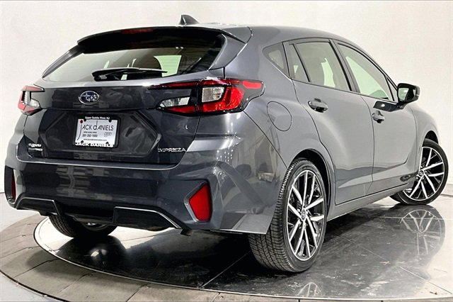 Used 2024 Subaru Impreza 2.0i Sport image 2