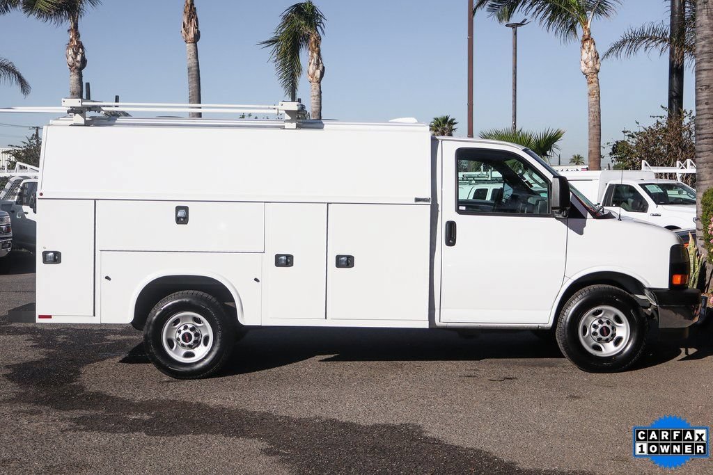 Used 2021 GMC Savana 3500 w/ Power Convenience Package RWD image 10