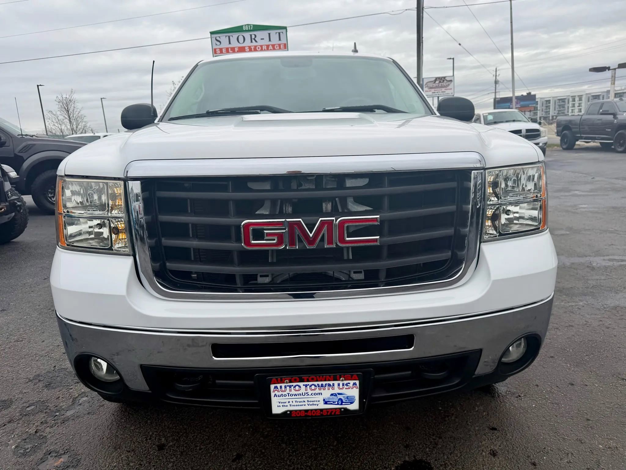 Used 2008 GMC Sierra 3500 W/T w/ Work Truck Preferred Package image 8