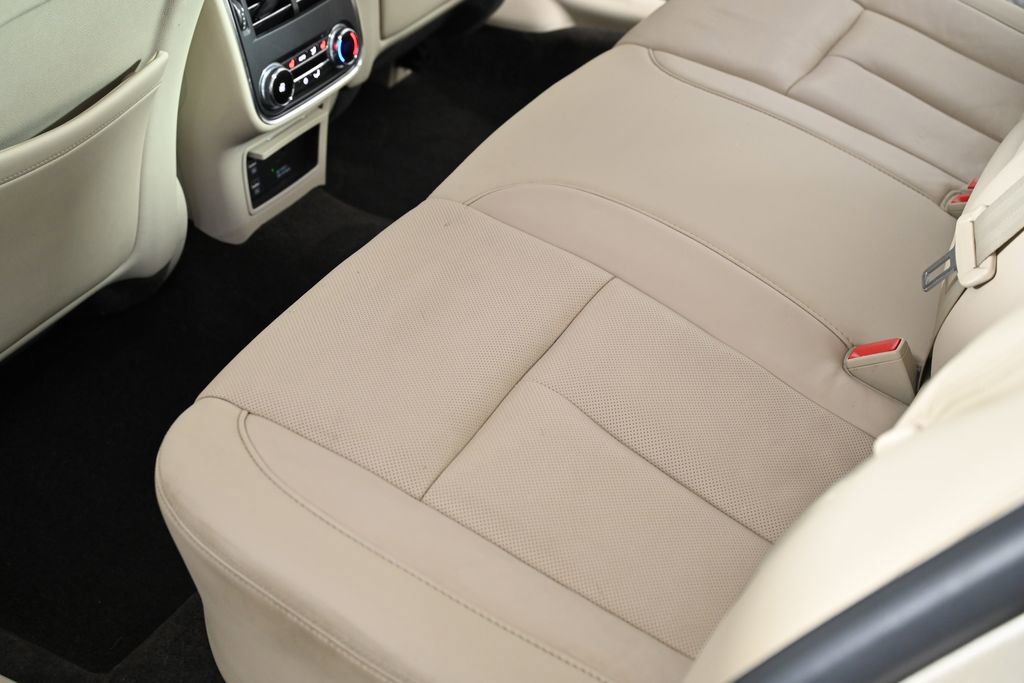 Used 2017 Lincoln Continental Reserve w/ Technology Package FWD image 29