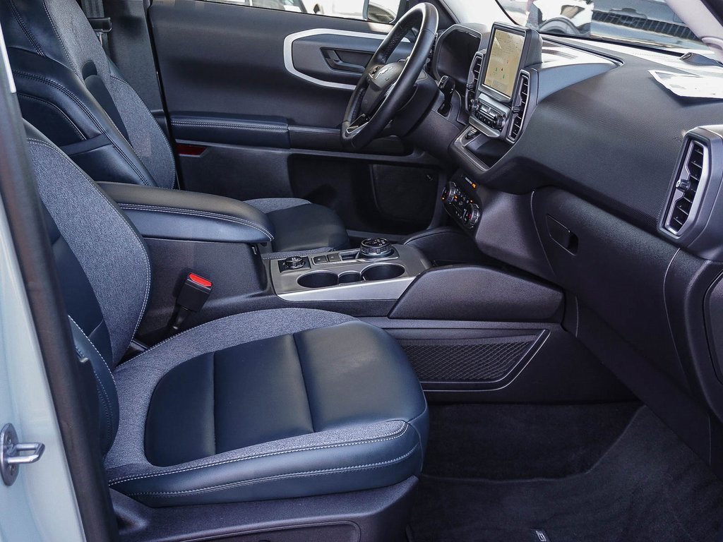 Used 2024 Ford Bronco Sport Outer Banks w/ Tech Package image 13