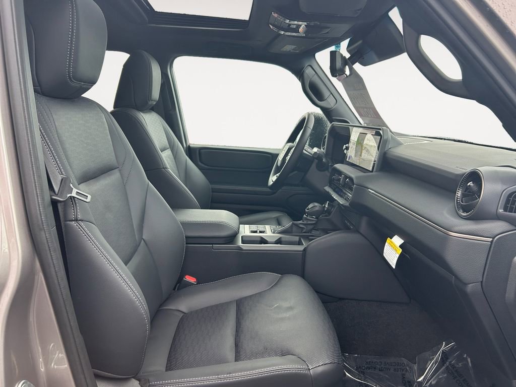 Used 2025 Toyota Land Cruiser PREMIUM image 10
