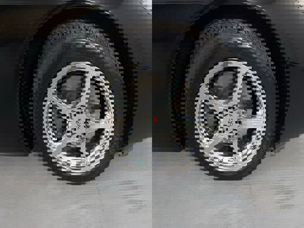 Used 2003 Chevrolet Corvette Convertible w/ Preferred Equipment Group1 image 15