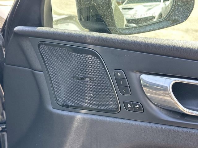 Used 2021 Volvo XC60 T6 Inscription w/ Advanced Package image 9