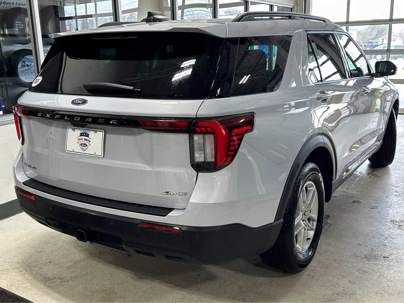 New 2026 Ford Explorer Active image 8