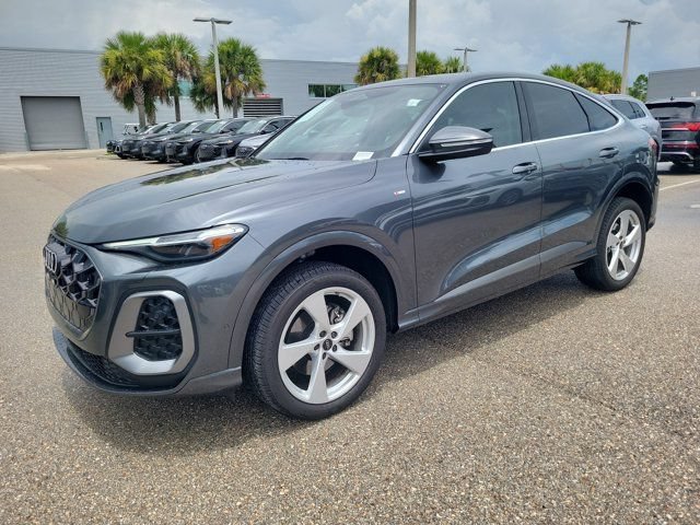 Certified 2025 Audi Q5 Premium Plus w/ Premium Plus AWD/4WD image 4