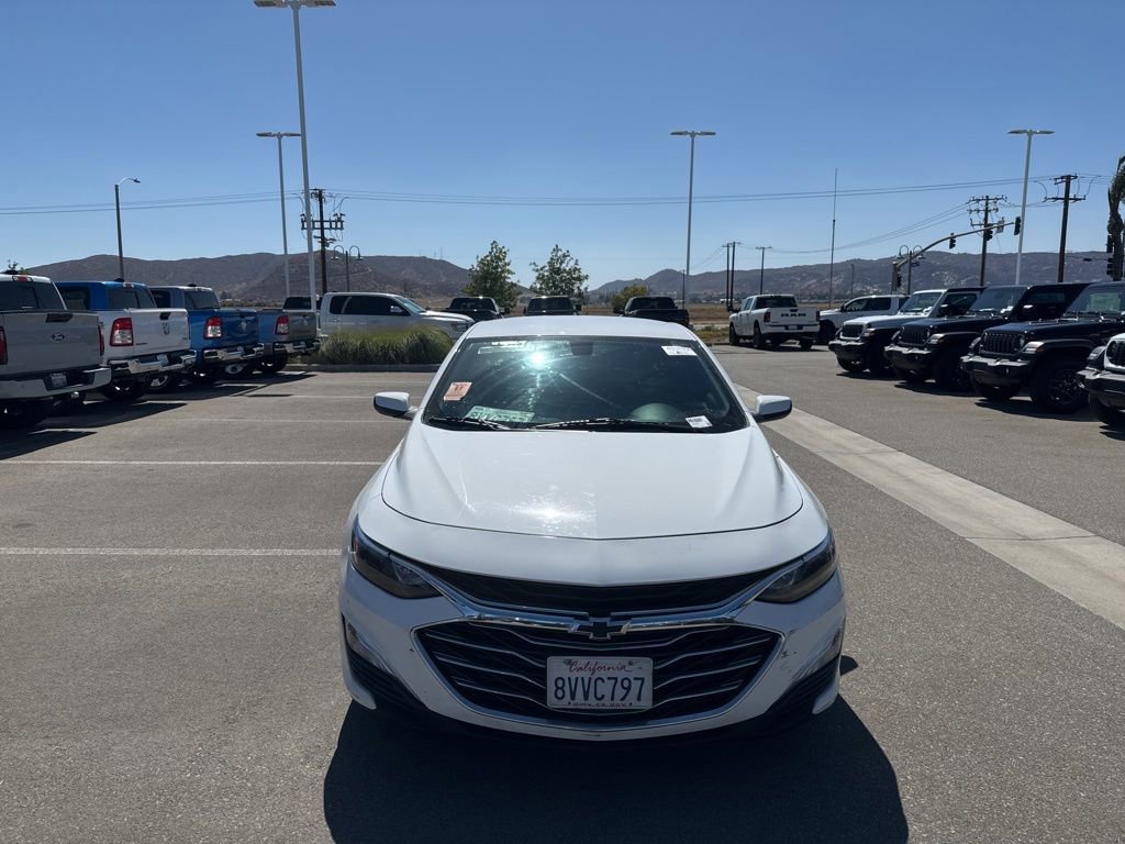 Used 2021 Chevrolet Malibu LS FWD image 3