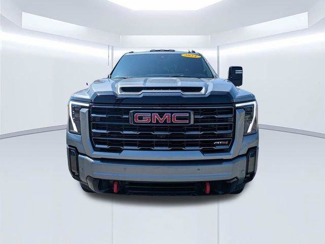 Used 2024 GMC Sierra 2500 AT4 w/ Technology Package AWD/4WD image 10