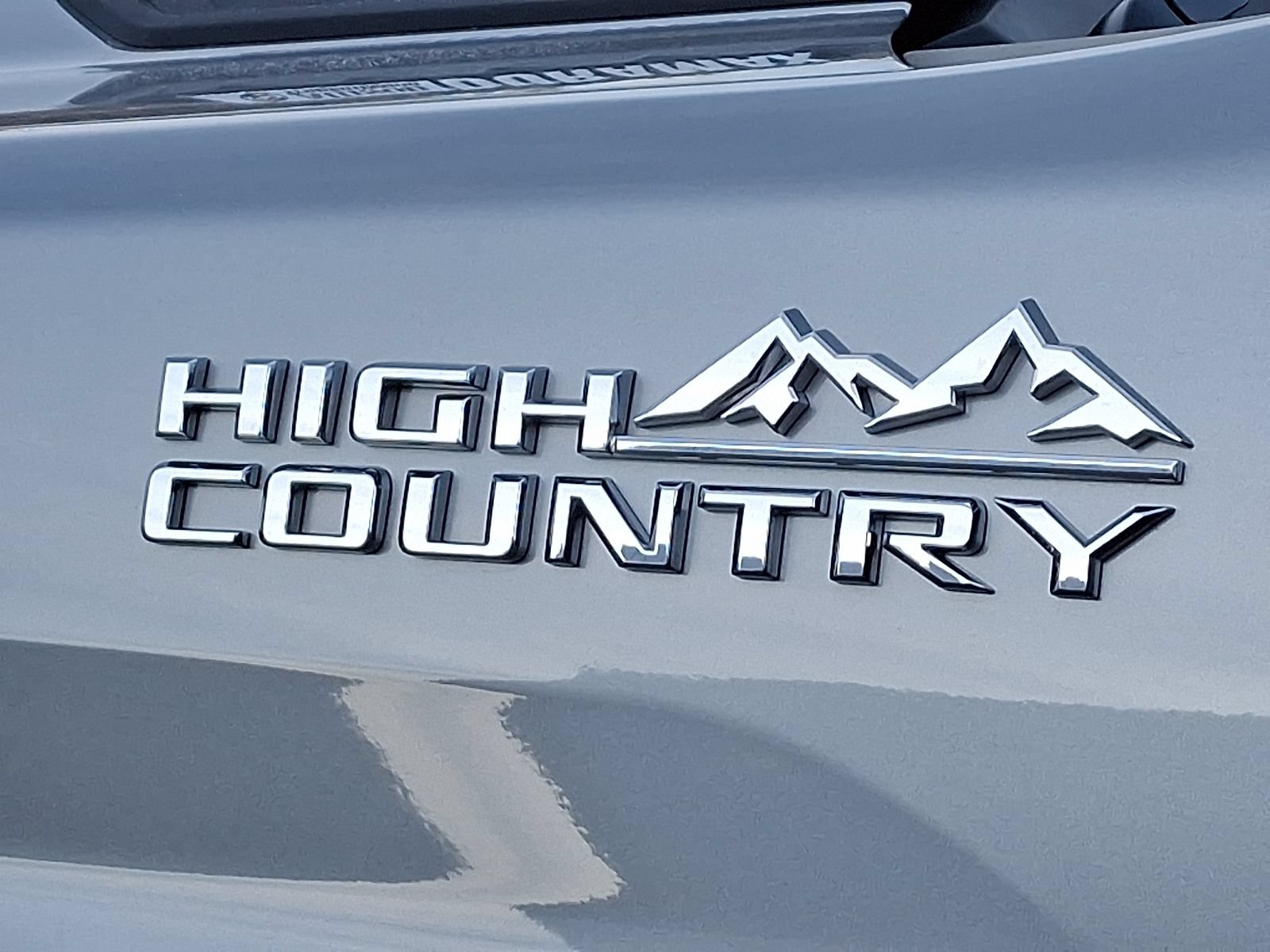 Certified 2025 Chevrolet Silverado 3500 High Country w/ High Country Premium Package AWD/4WD image 29