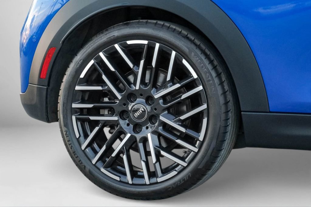 Used 2025 MINI Cooper S image 60