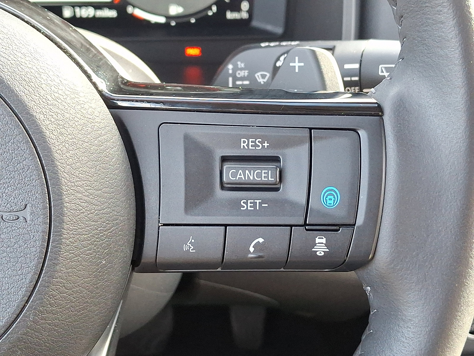Certified 2023 Nissan Rogue Platinum w/ Platinum Premium Package AWD/4WD image 22