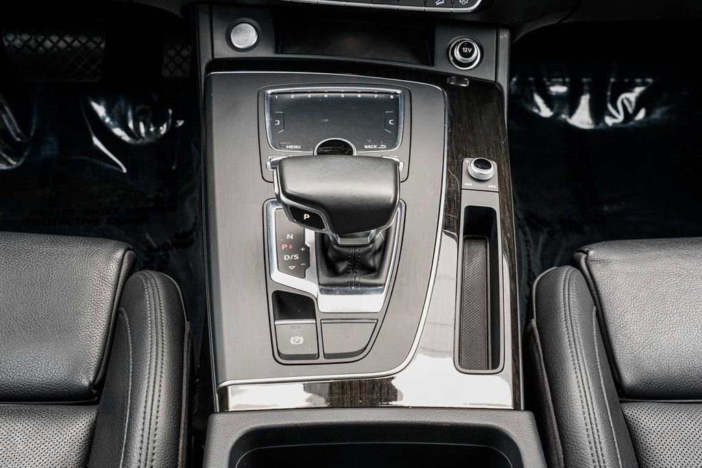 Used 2018 Audi Q5 2.0T Premium Plus w/ Premium Plus Package image 15