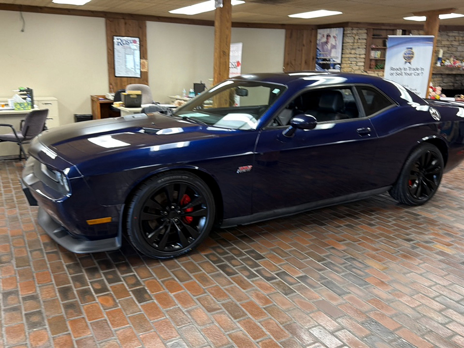 Used 2013 Dodge Challenger SRT8 w/ Harman Kardon Audio Group RWD image 6