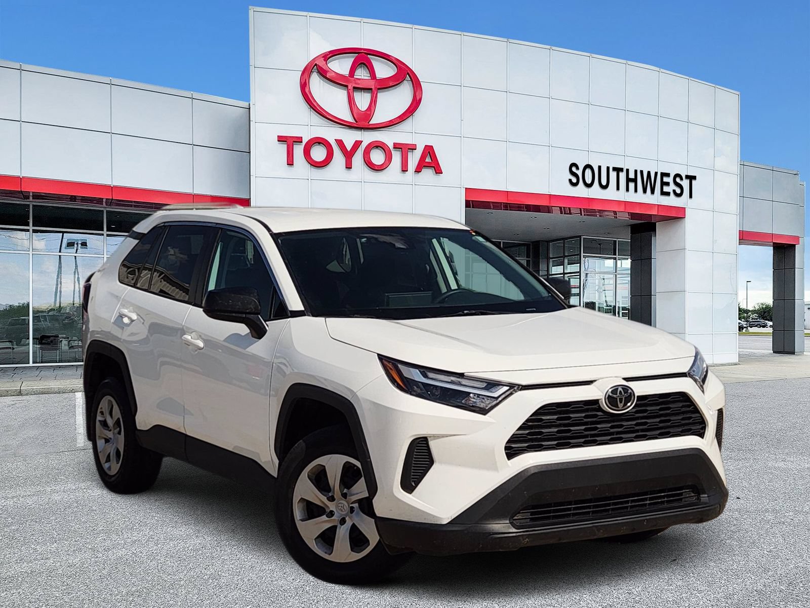 Used 2024 Toyota RAV4 LE FWD 360° Tour