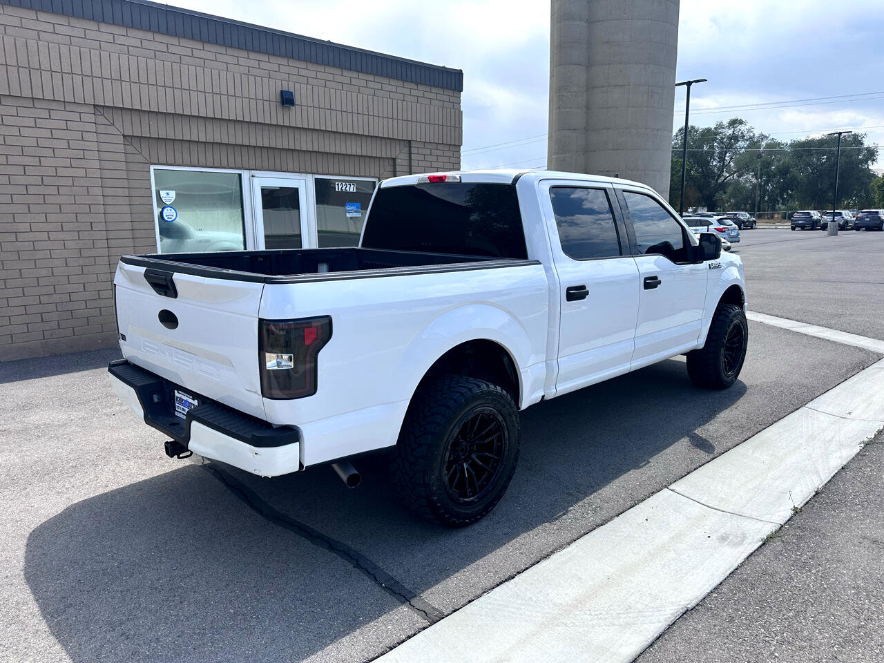 Used 2020 Ford F150 XLT w/ Equipment Group 301A Mid image 6