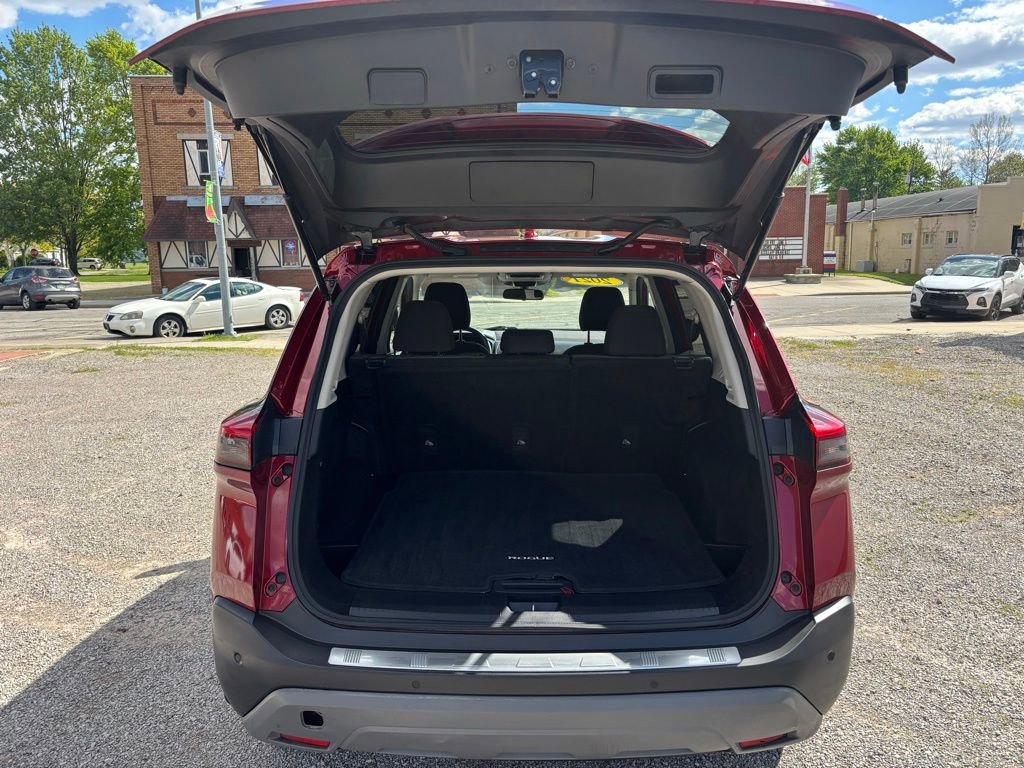 Used 2021 Nissan Rogue SV AWD/4WD image 15