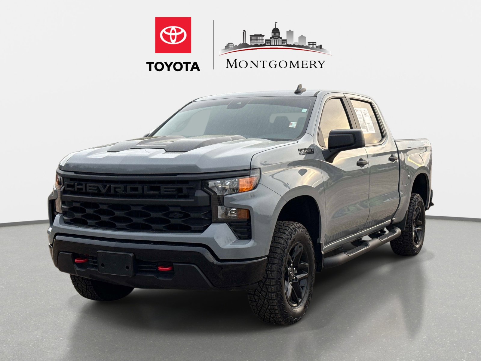 Used 2025 Chevrolet Silverado 1500 Custom Trail Boss w/ LPO, Dark Essentials Package AWD/4WD image 7