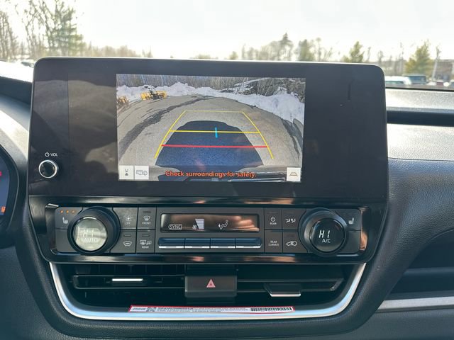 Used 2025 Toyota Grand Highlander AWD image 34
