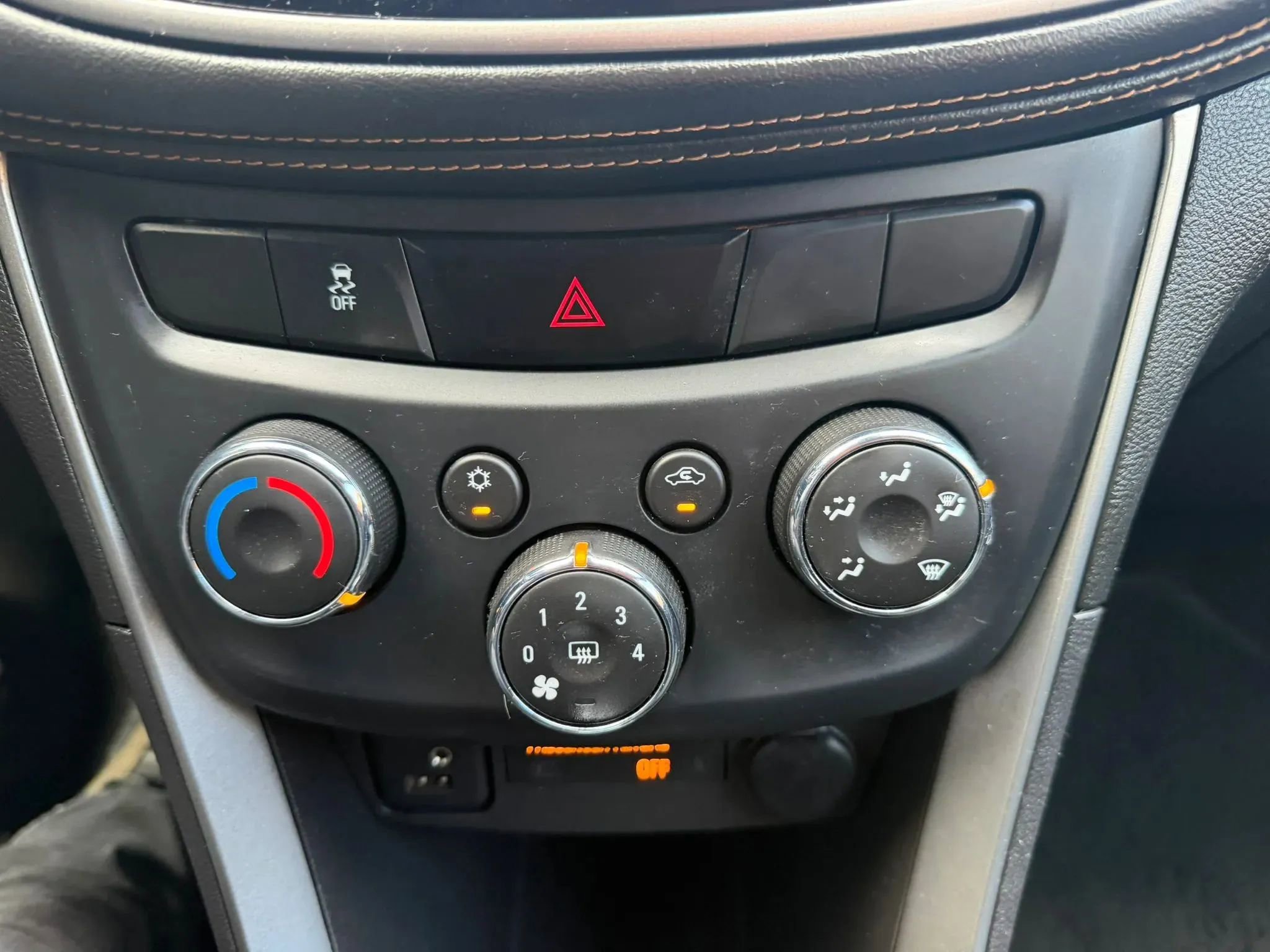 Used 2018 Chevrolet Trax LS image 18