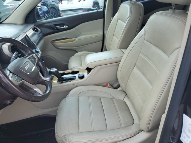 Used 2018 GMC Acadia Denali w/ Technology Package AWD/4WD image 17