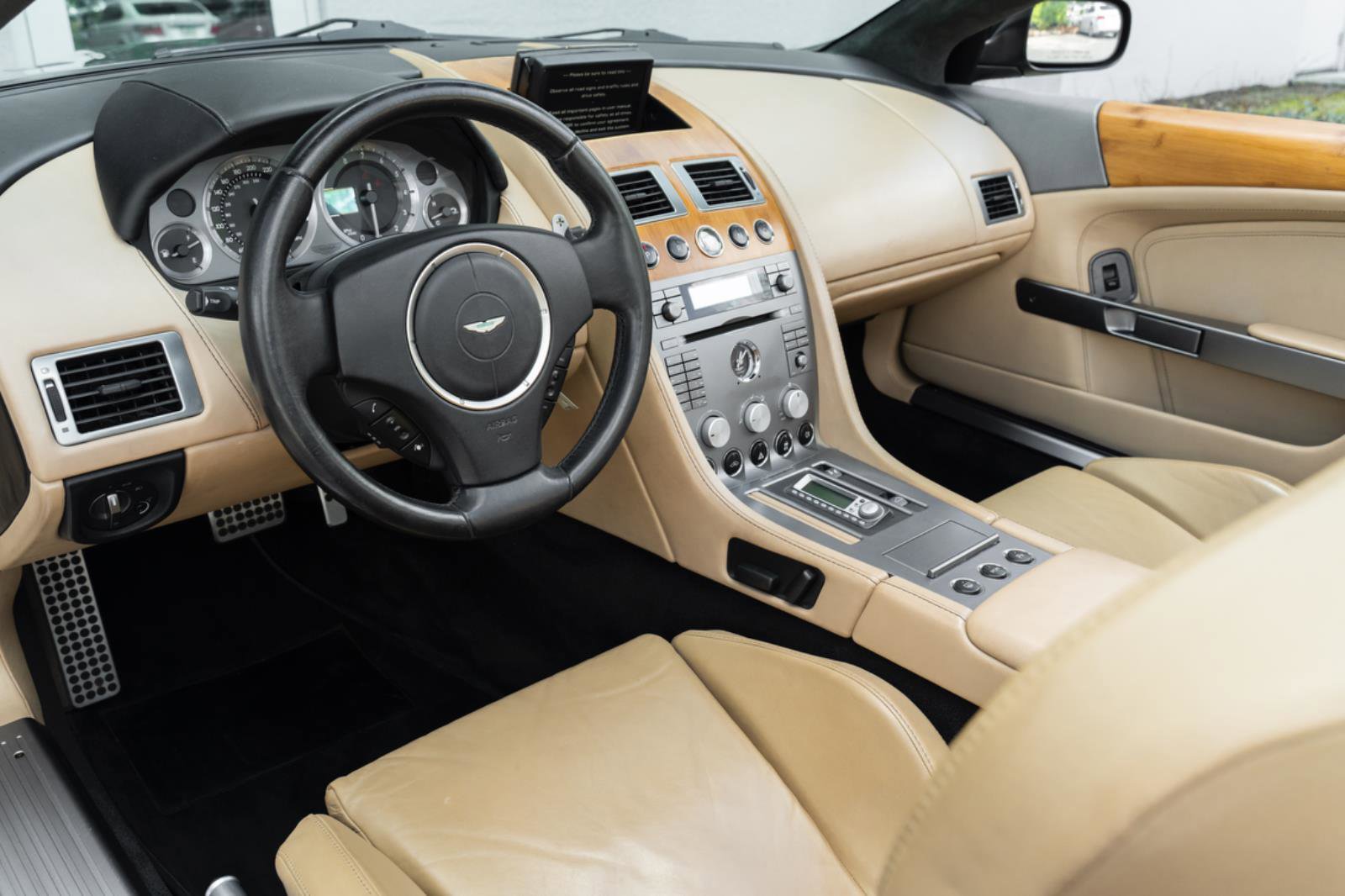 Used 2006 Aston Martin DB9 Volante image 12