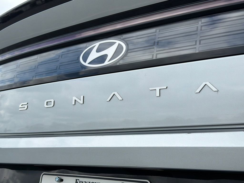 Used 2025 Hyundai Sonata SEL FWD image 16
