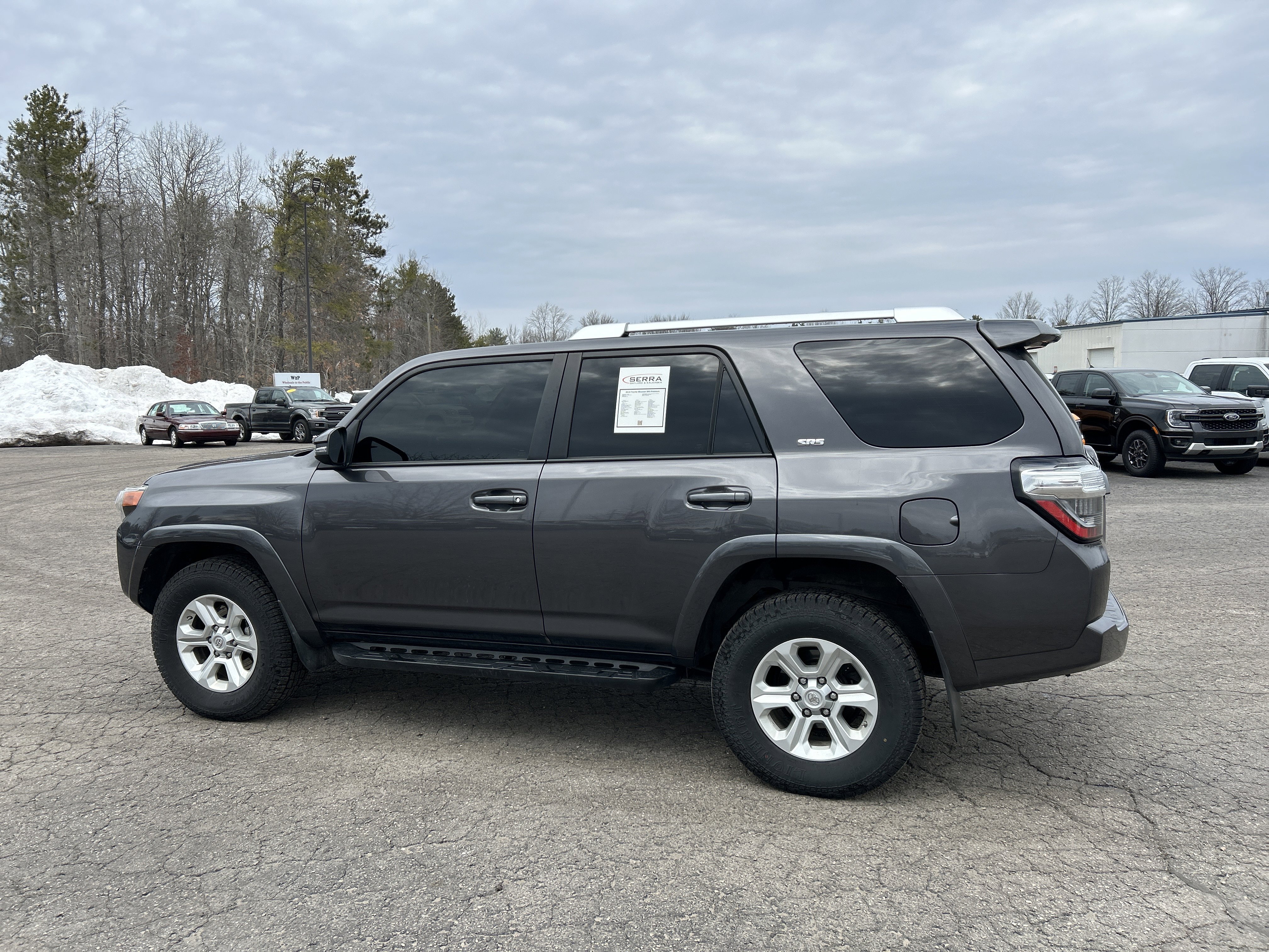 Used 2016 Toyota 4Runner SR5 Premium image 5