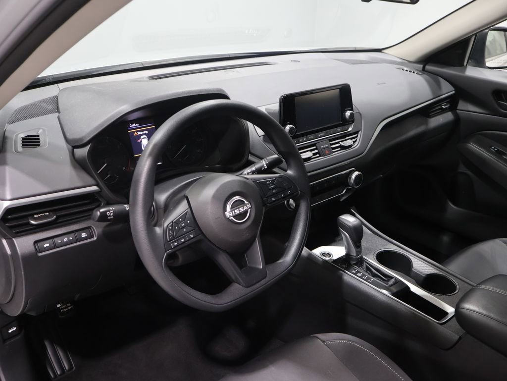 Used 2024 Nissan Altima 2.5 S image 13