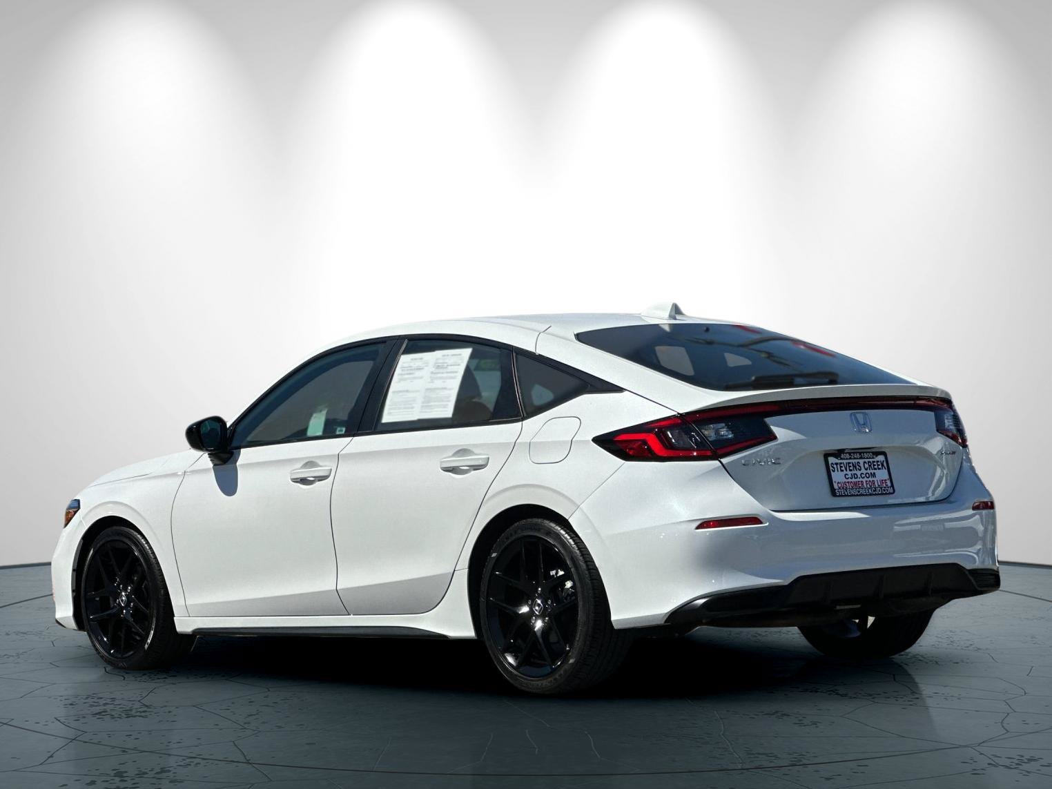 Used 2025 Honda Civic Sport image 6