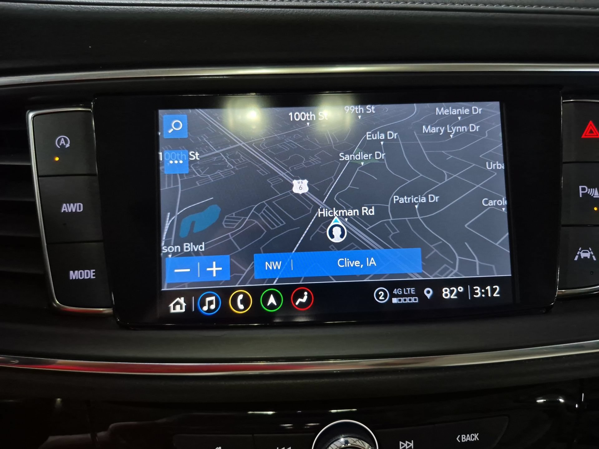 Used 2022 Buick Enclave Avenir w/ Avenir Technology Package AWD/4WD image 15