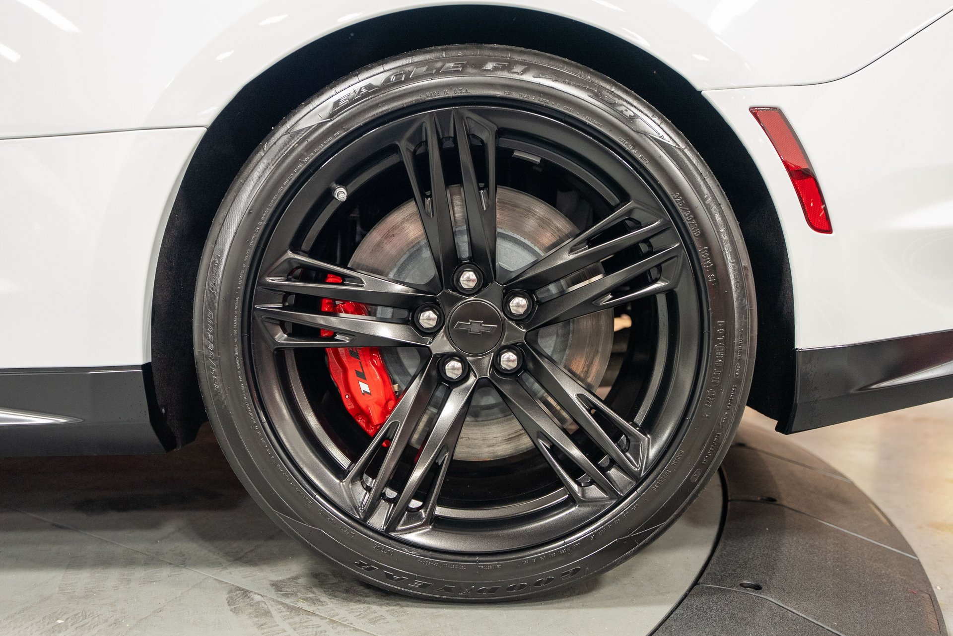 Used 2024 Chevrolet Camaro ZL1 RWD image 26