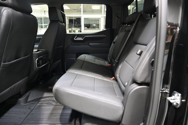 New 2026 GMC Sierra 1500 SLT w/ SLT Premium Plus Package image 14