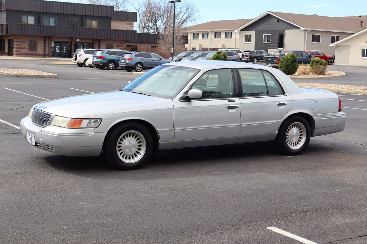 Used 2002 Mercury Grand Marquis LS image 10