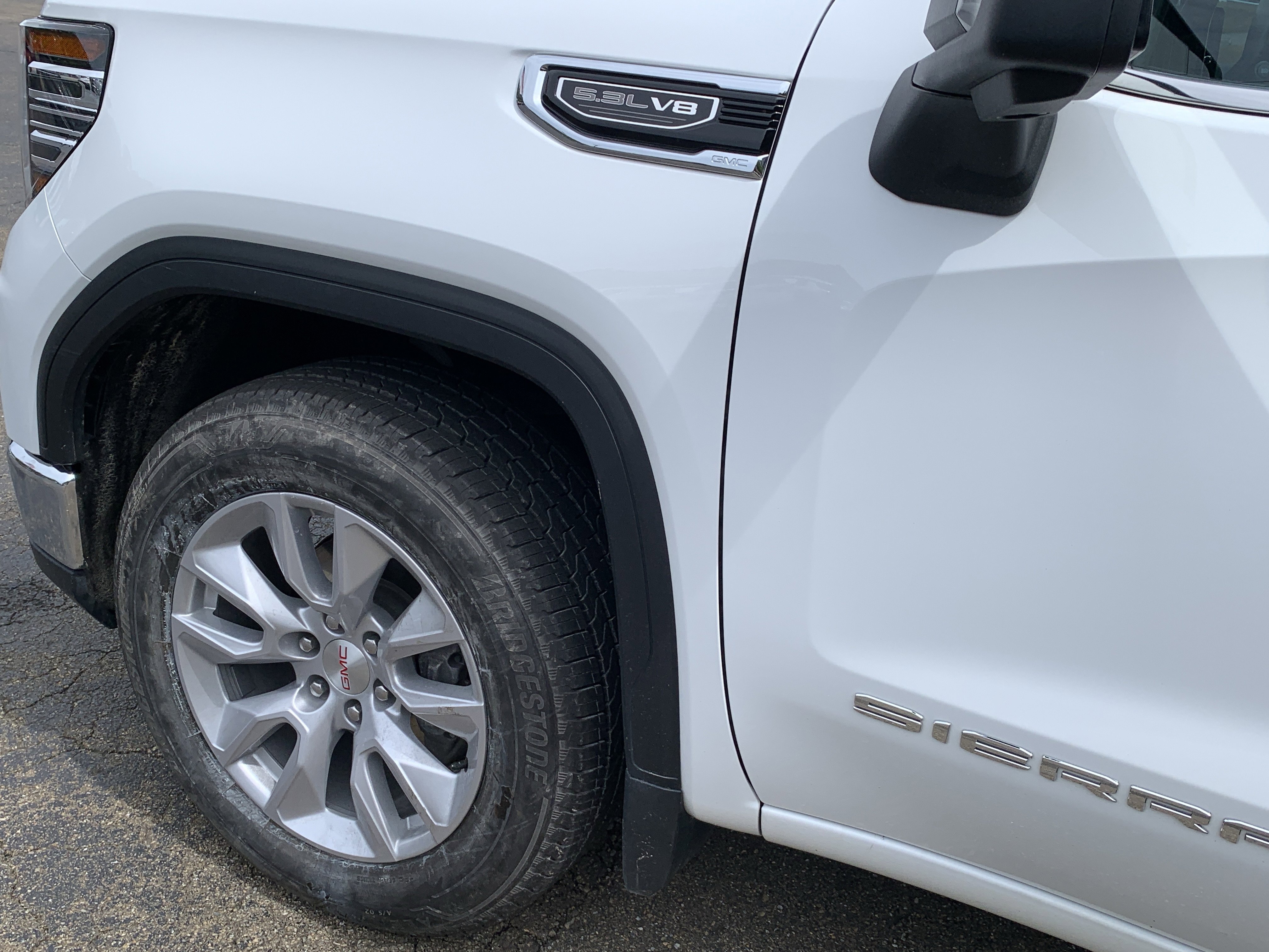 Used 2024 GMC Sierra 1500 SLT AWD/4WD image 52