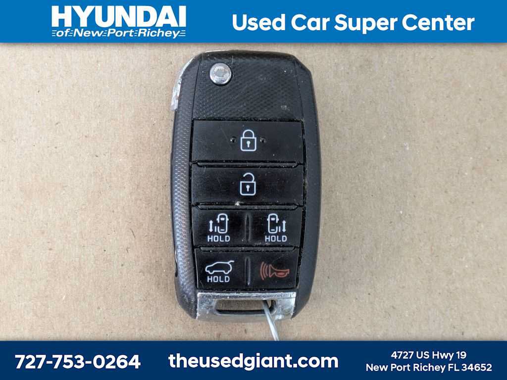 Used 2016 Kia Sedona LX w/ LX Convenience Package FWD image 37
