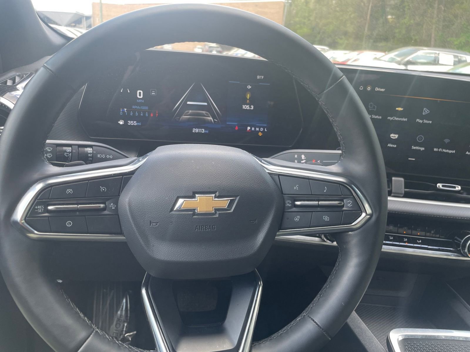 Used 2025 Chevrolet Equinox LT FWD image 29