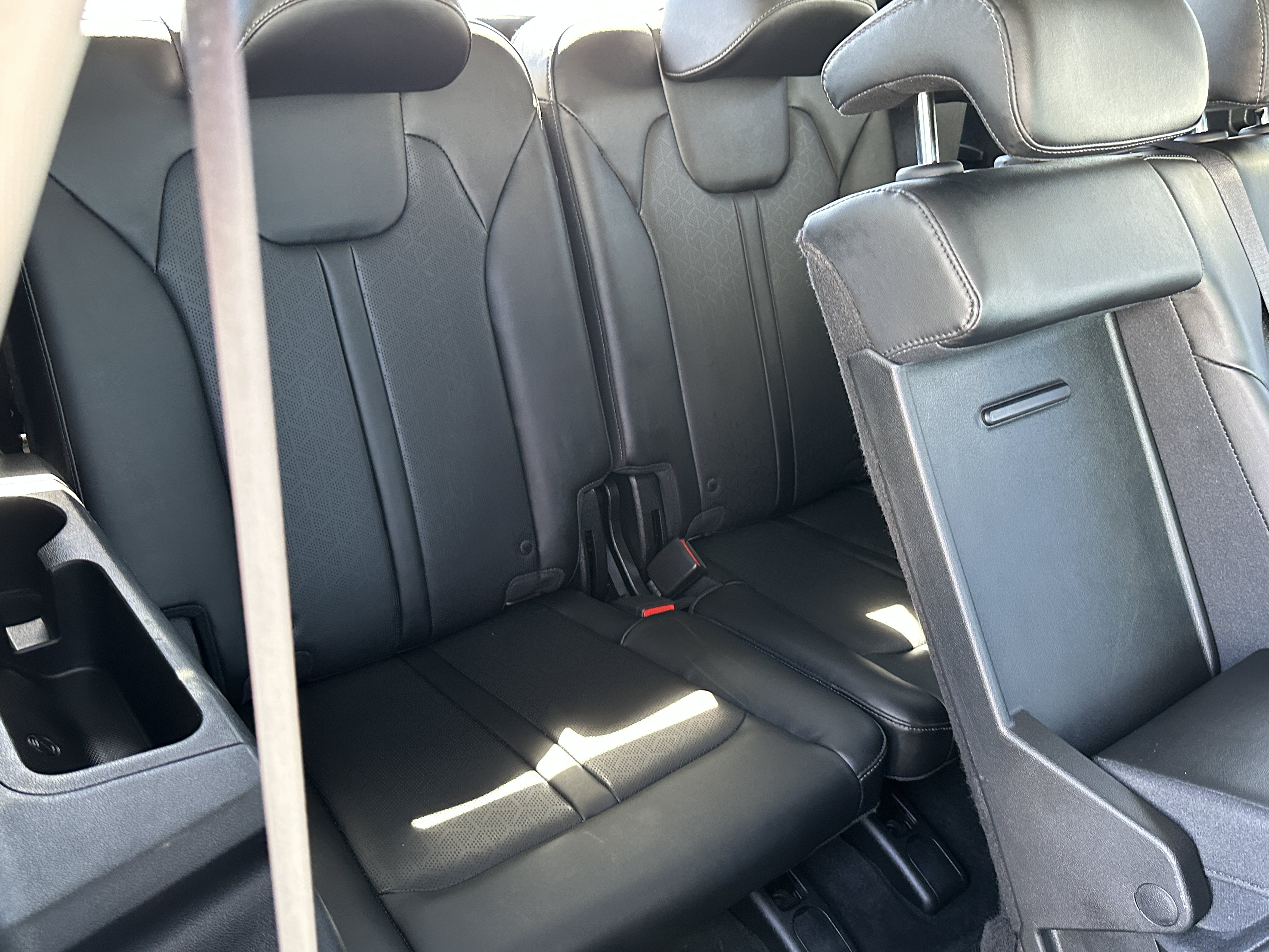 Certified 2023 Kia Sorento S FWD image 20