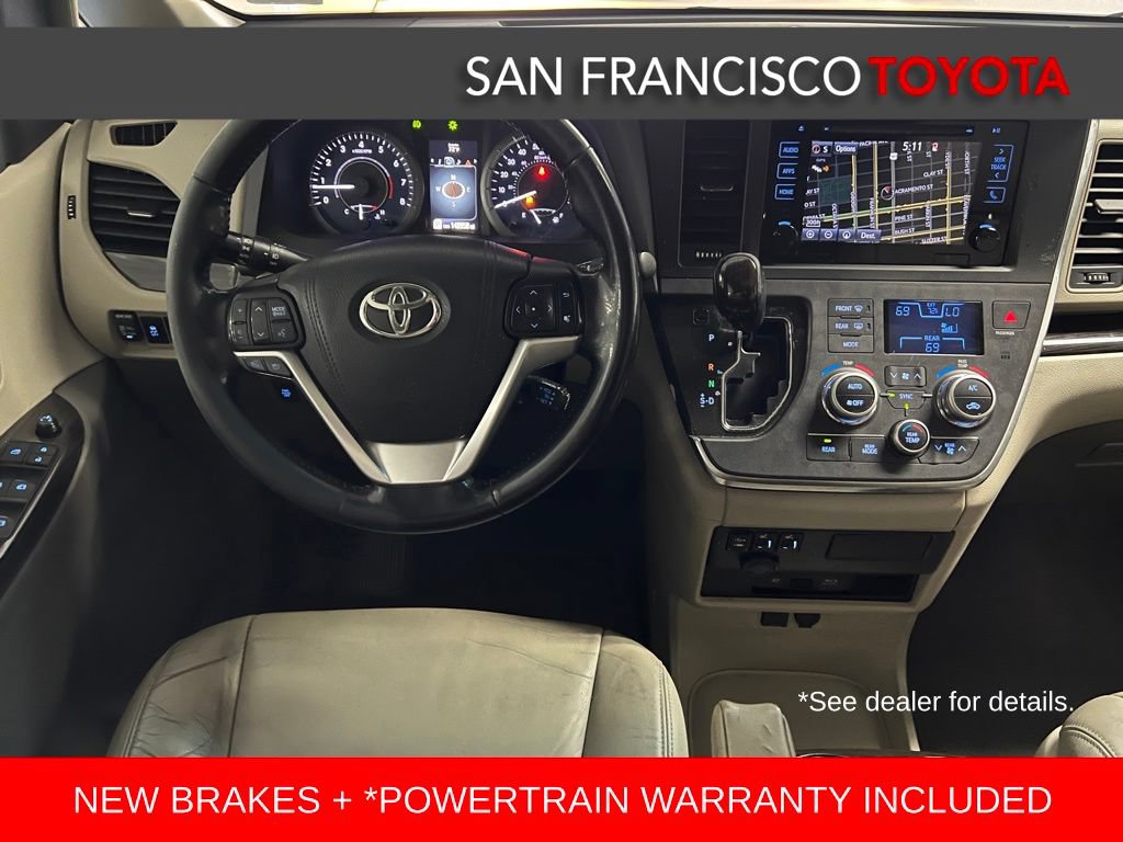 Used 2016 Toyota Sienna XLE Premium FWD image 34