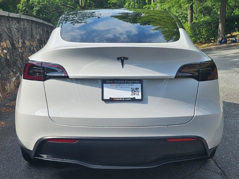 Used 2024 Tesla Model Y Long Range AWD/4WD image 9
