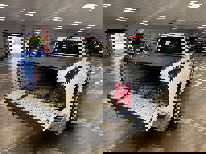 Used 2016 RAM 1500 Tradesman w/ Chrome Appearance Group image 11