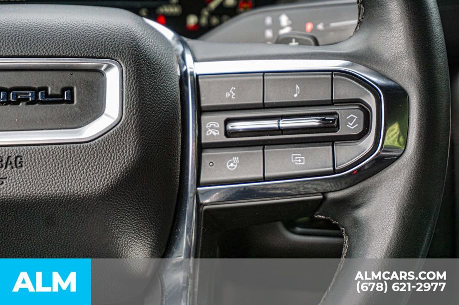 Used 2025 GMC Yukon Denali AWD/4WD image 33