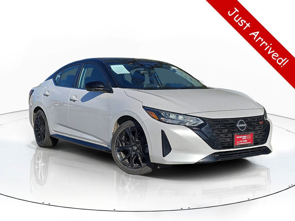 Used 2025 Nissan Sentra SR w/ Midnight Edition FWD image 1