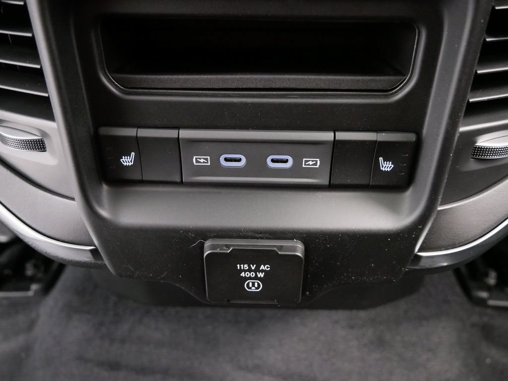 New 2027 RAM 1500 Laramie w/ Laramie Preferred Package AWD/4WD image 16