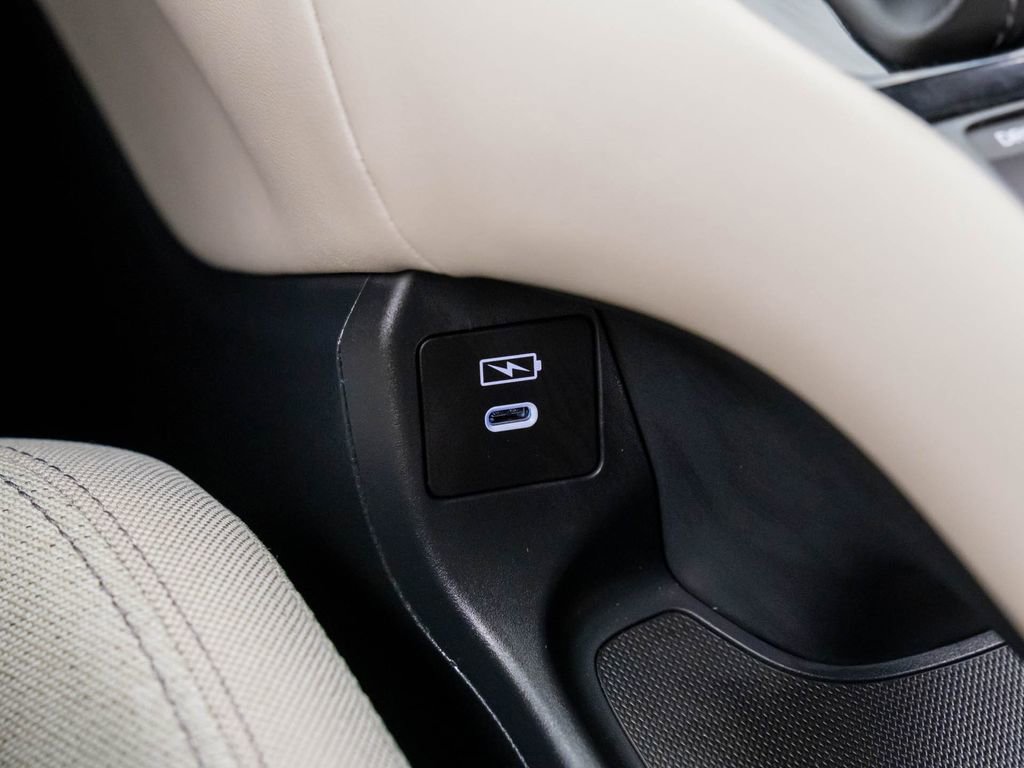 Certified 2026 Honda HR-V LX image 26