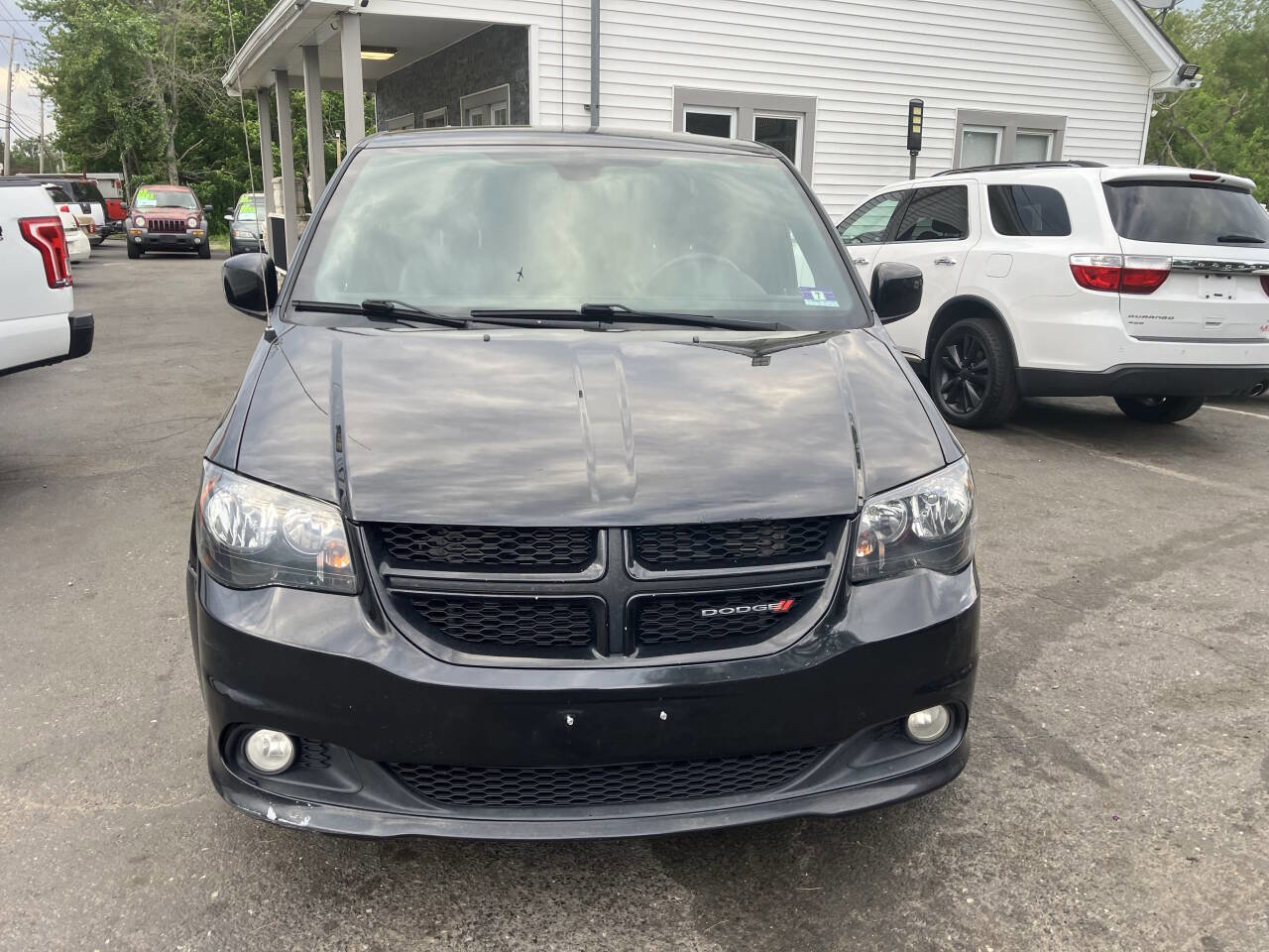 Used 2019 Dodge Grand Caravan GT FWD image 4